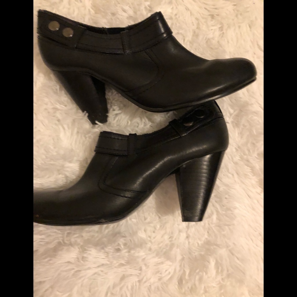 Adorable black booties